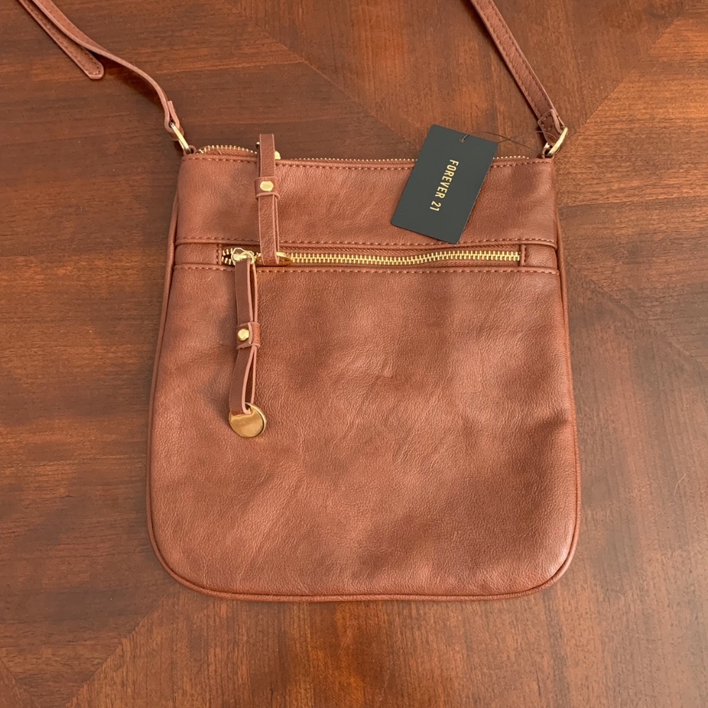 FOREVER 21 -  Faux Leather Cross Body Bag